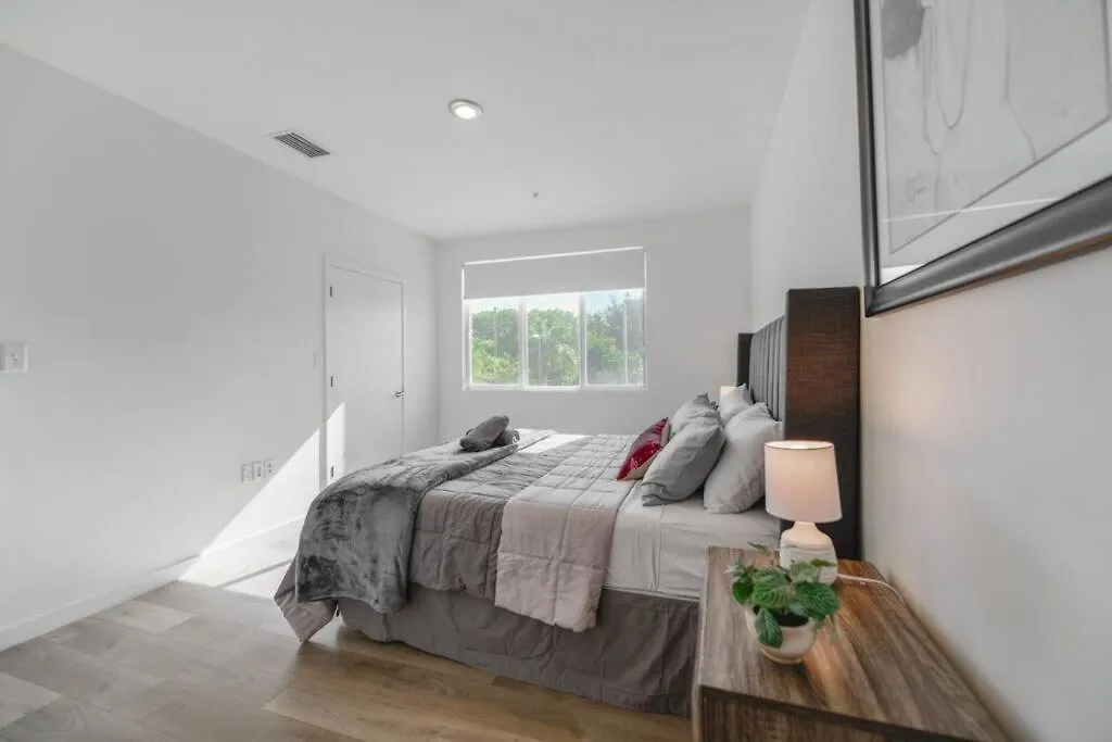 Wonderful Townhouse With 3 Bedrooms Holiday home Miami