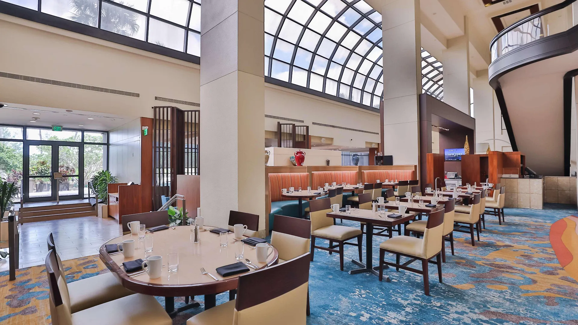 Hilton Airport Blue Lagoon 4* Miami