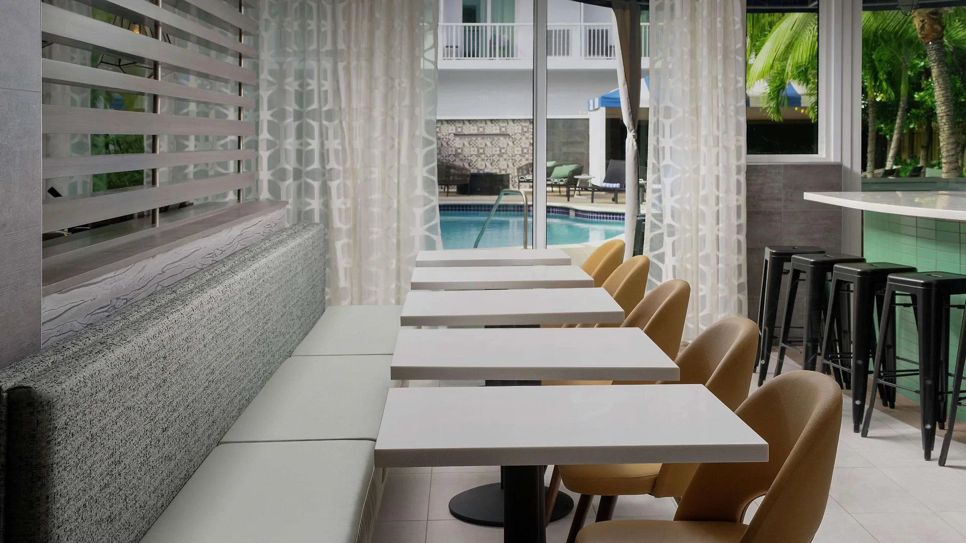 Hilton Garden Brickell South 3*