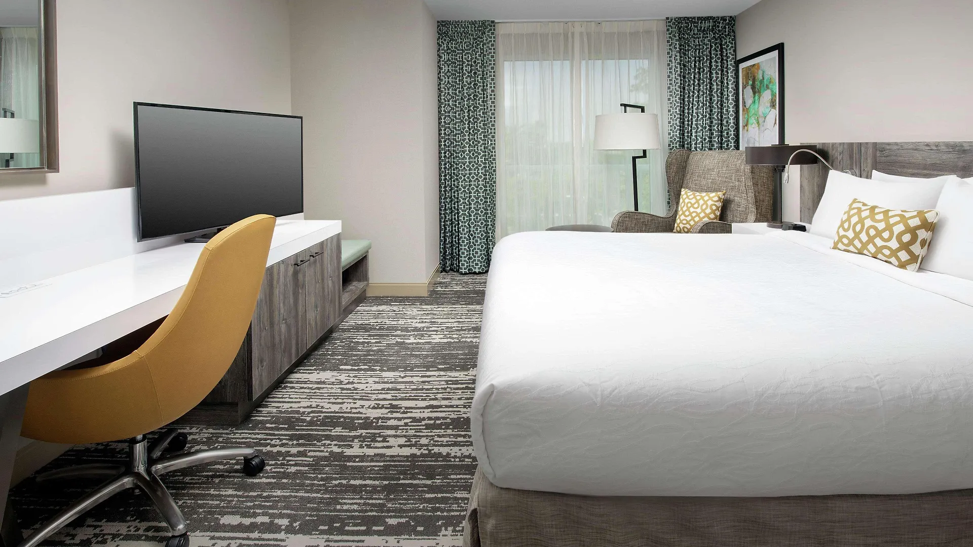 Hilton Garden Brickell South 3*