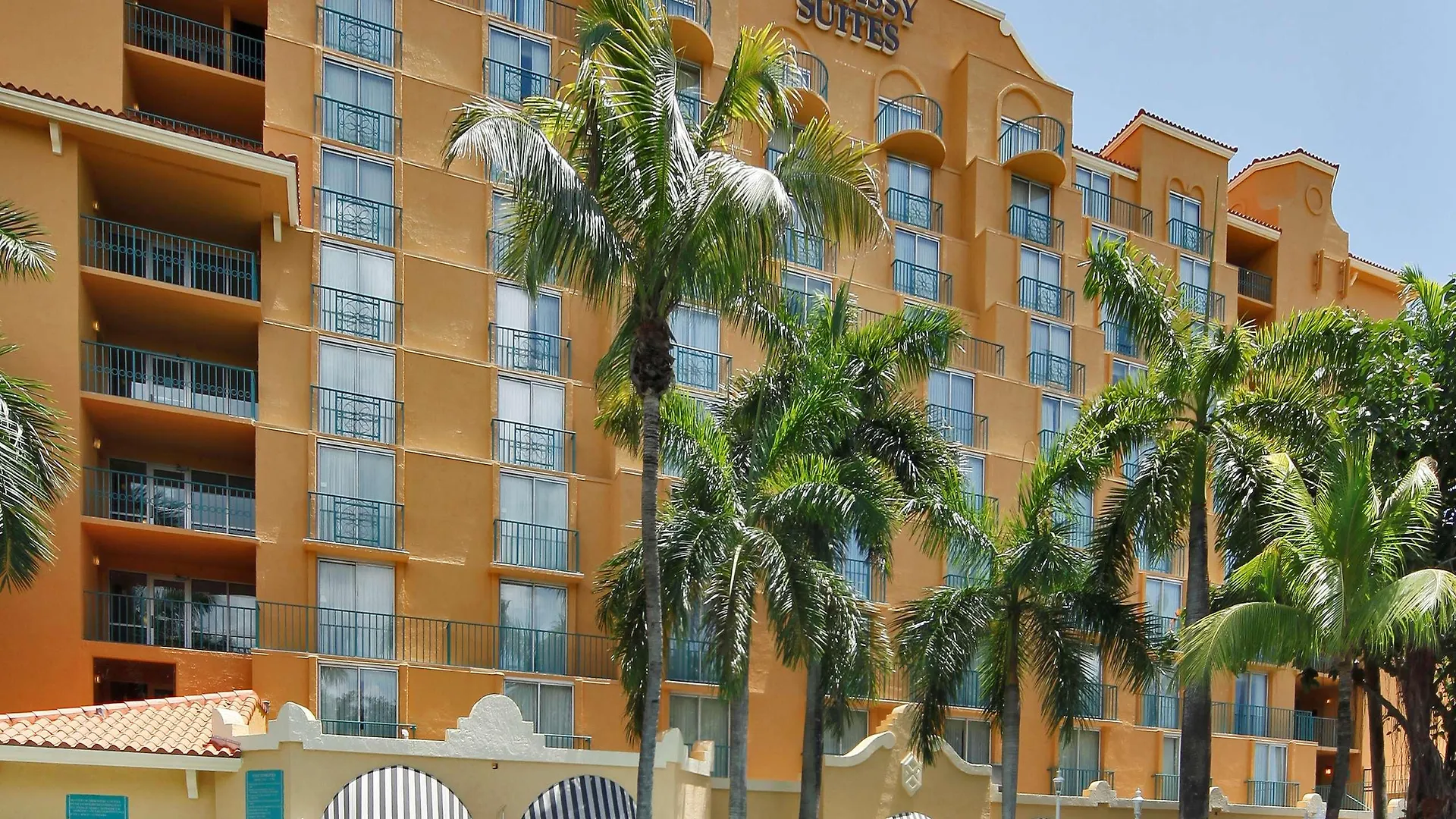 Embassy By Hilton International Airport 4*