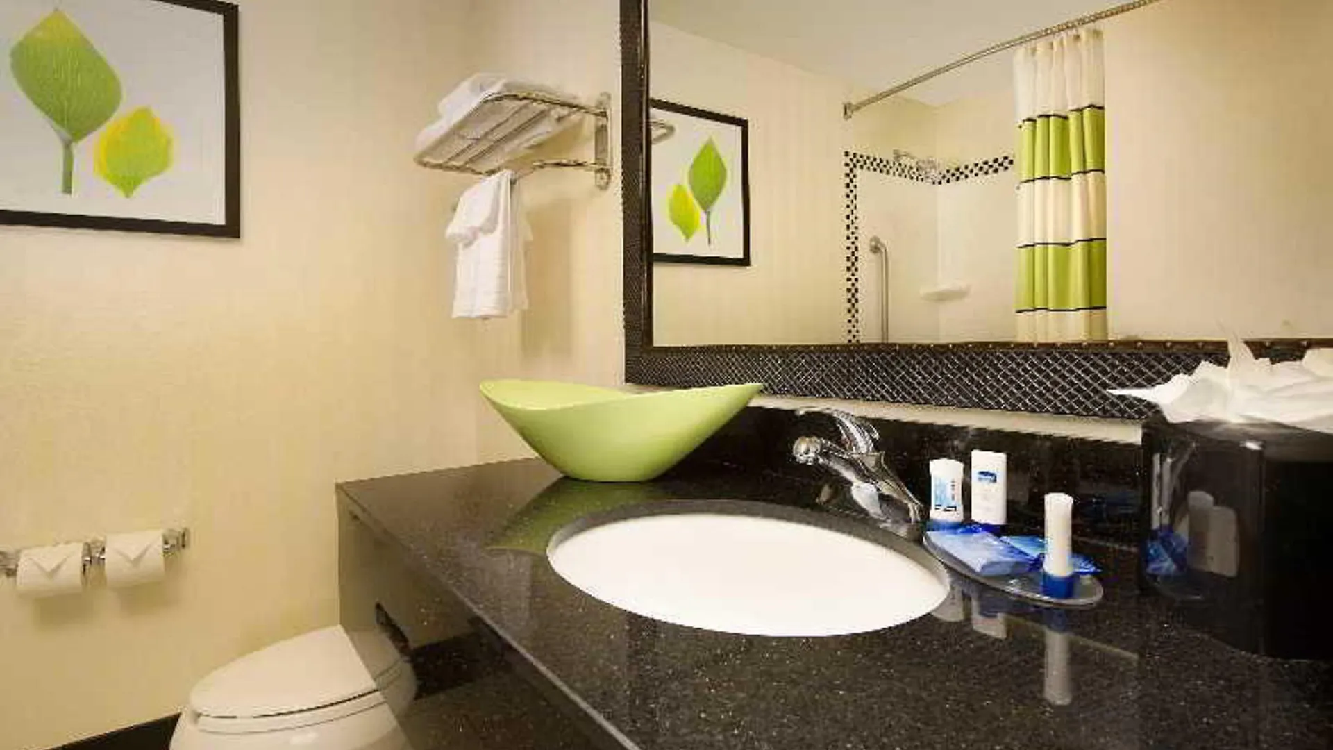 Fairfield & By Marriott Airport South 3*