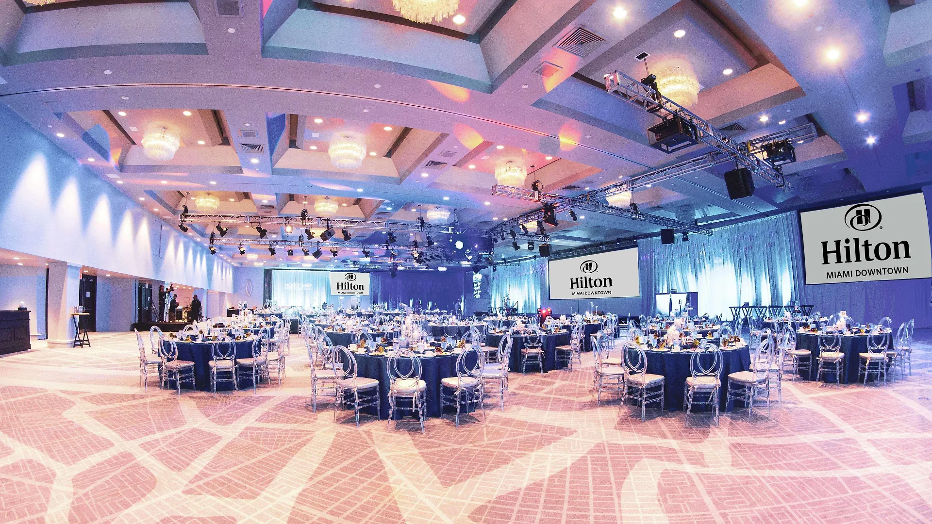 Hotel Hilton Downtown 4*