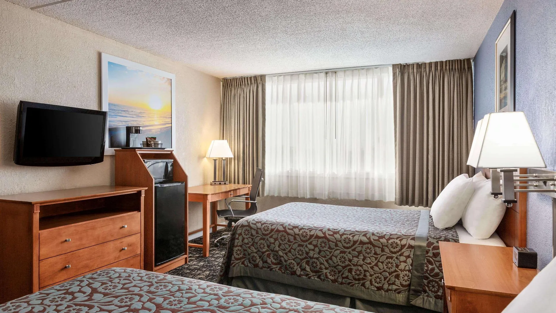 Envision International Airport 3*