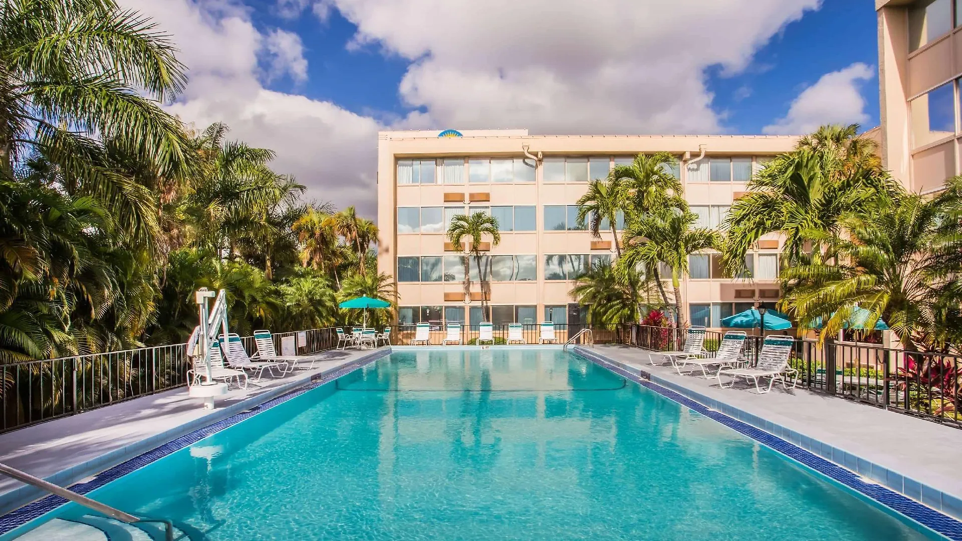 Envision International Airport 3* Miami