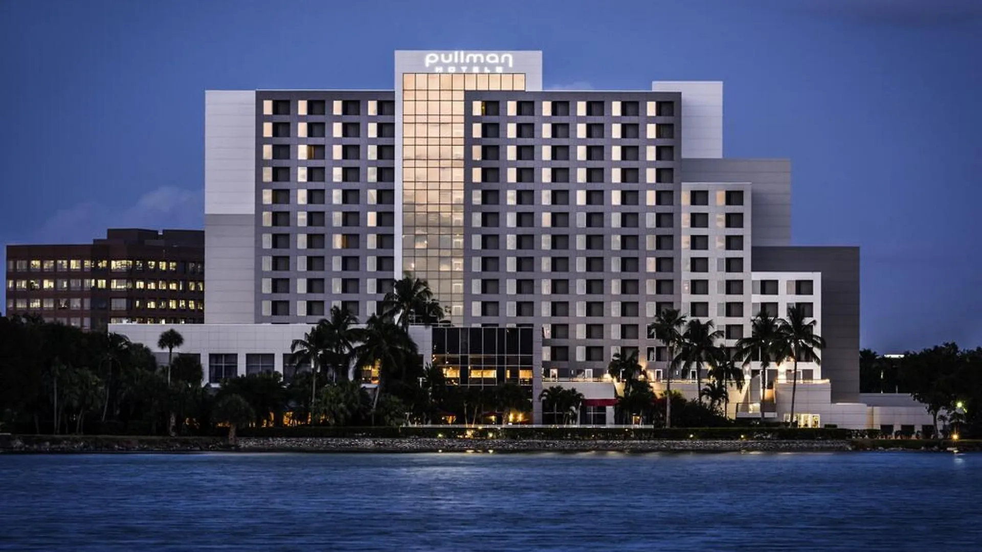 Pullman Airport Hotel