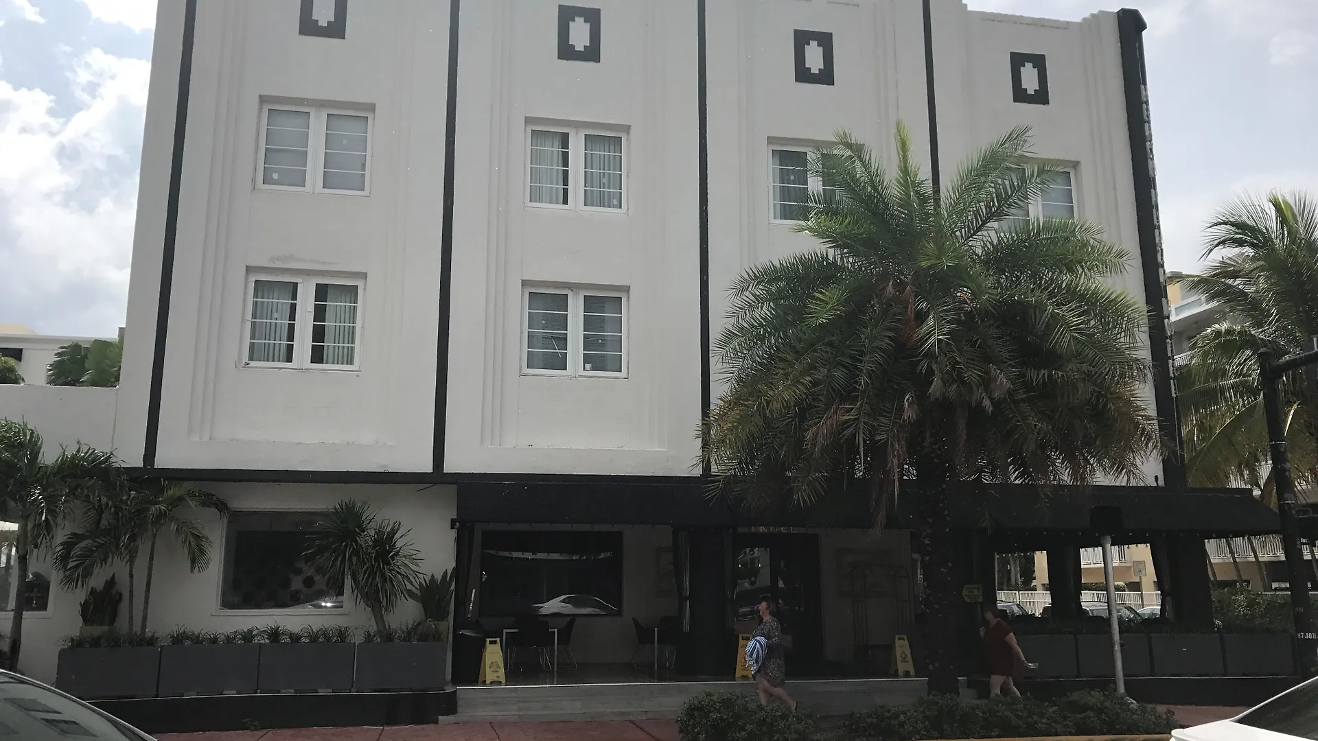南海滩广场酒店 酒店