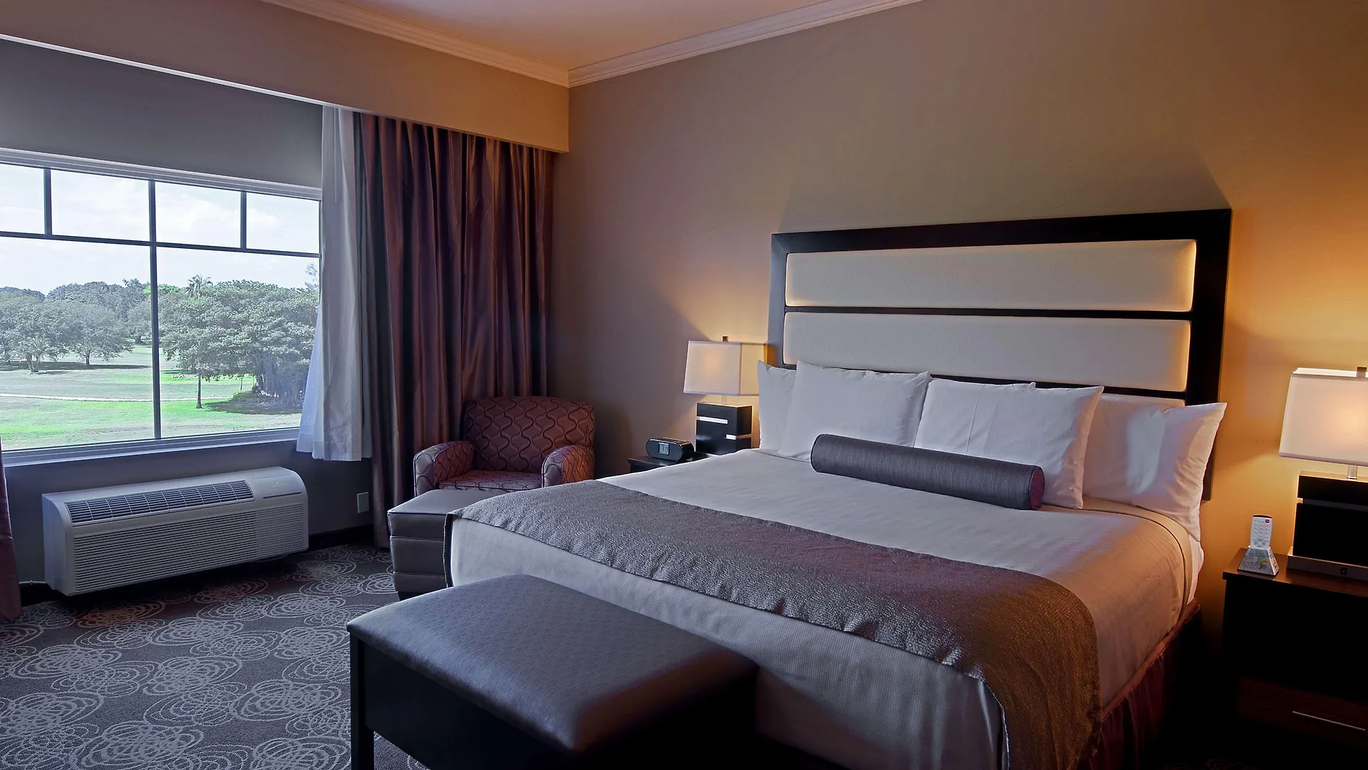 Western Miami Airport North & Hotell