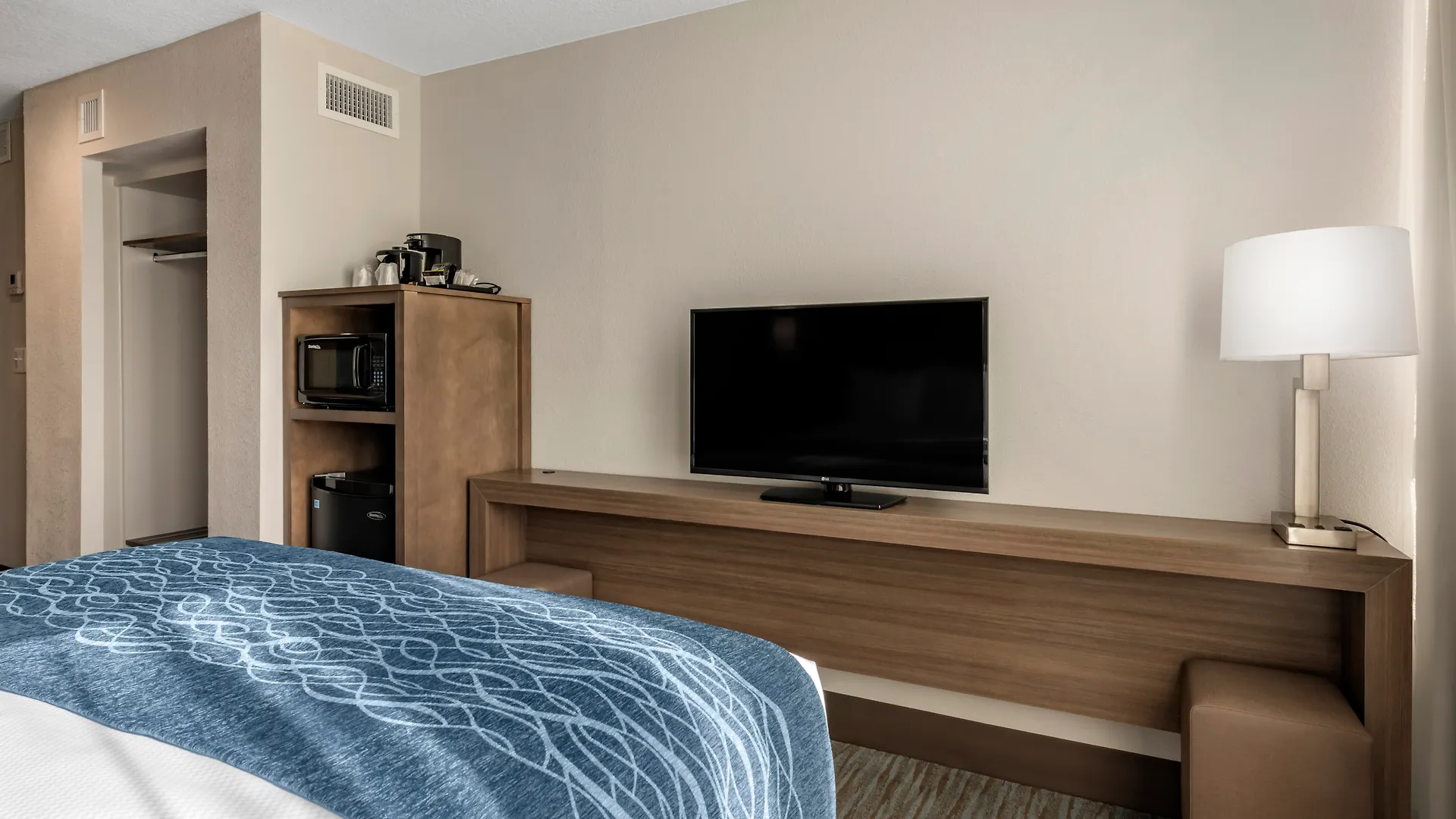 Comfort & Downtown Brickell-port Of