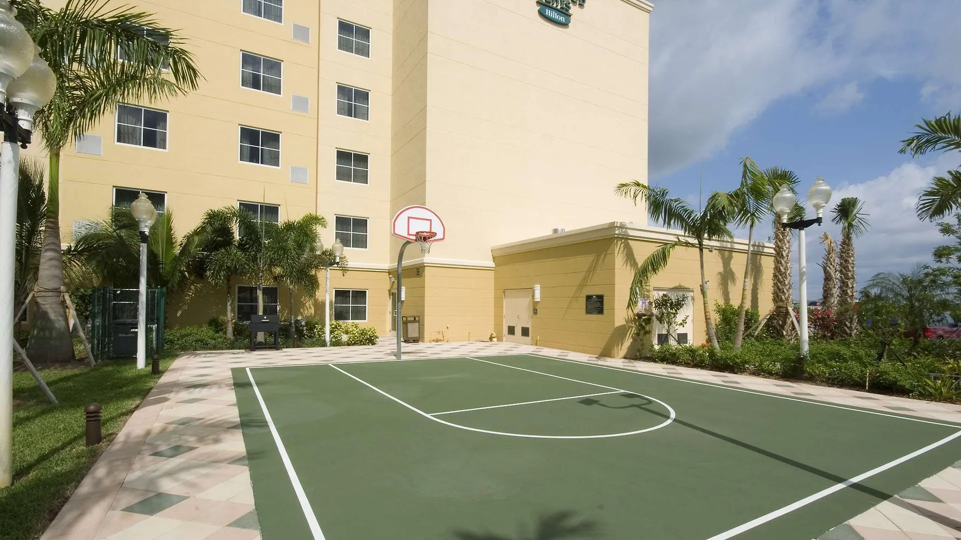 Homewood By Hilton Miami - Airport West Hotel Miami Springs