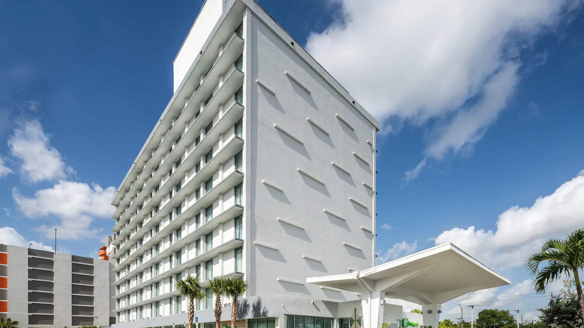 Hampton & Airport South/blue Lagoon Hotel Miami