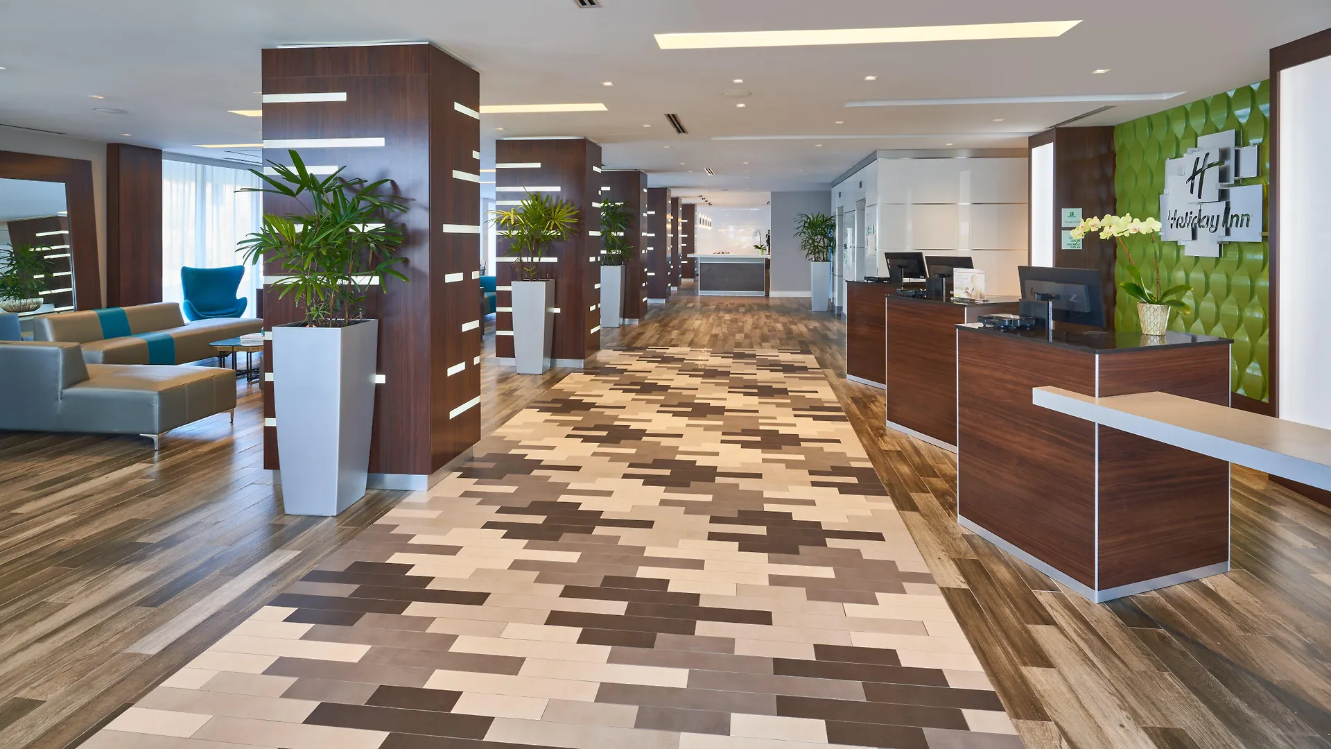 Hotel Hampton & Airport South/blue Lagoon 3*