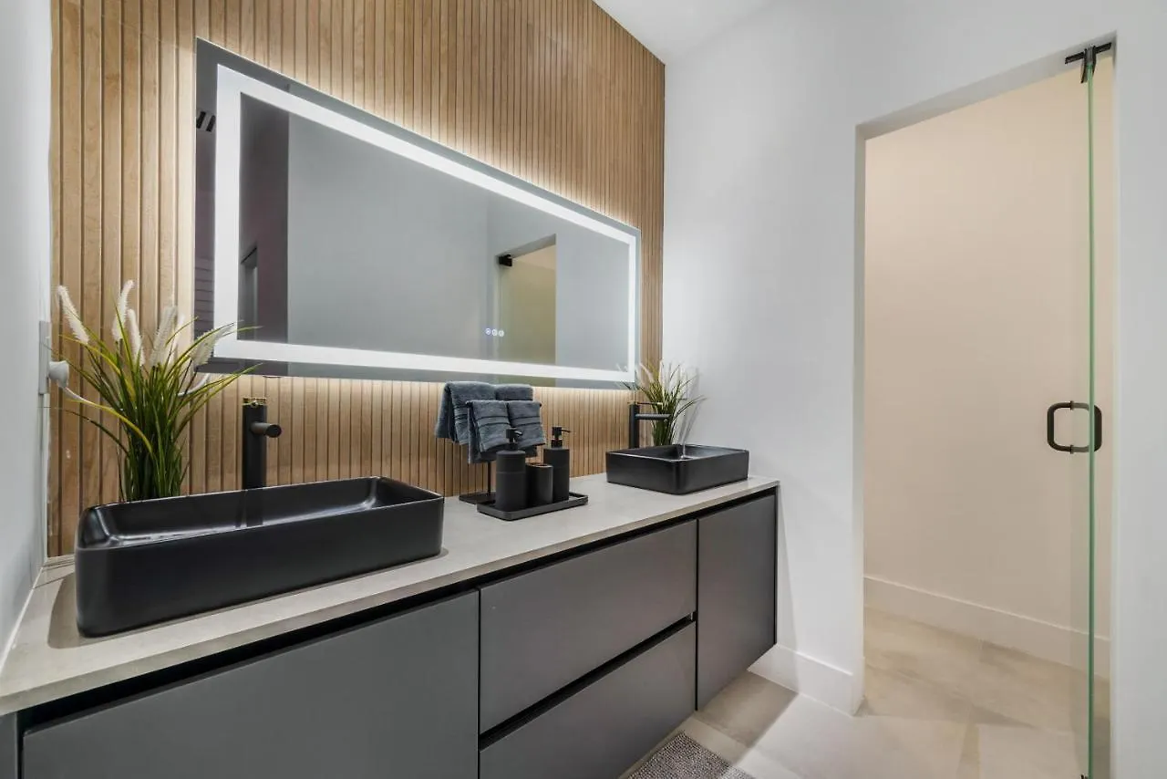 Glamour - 5br, Heated Pool, Game Haven L23 *