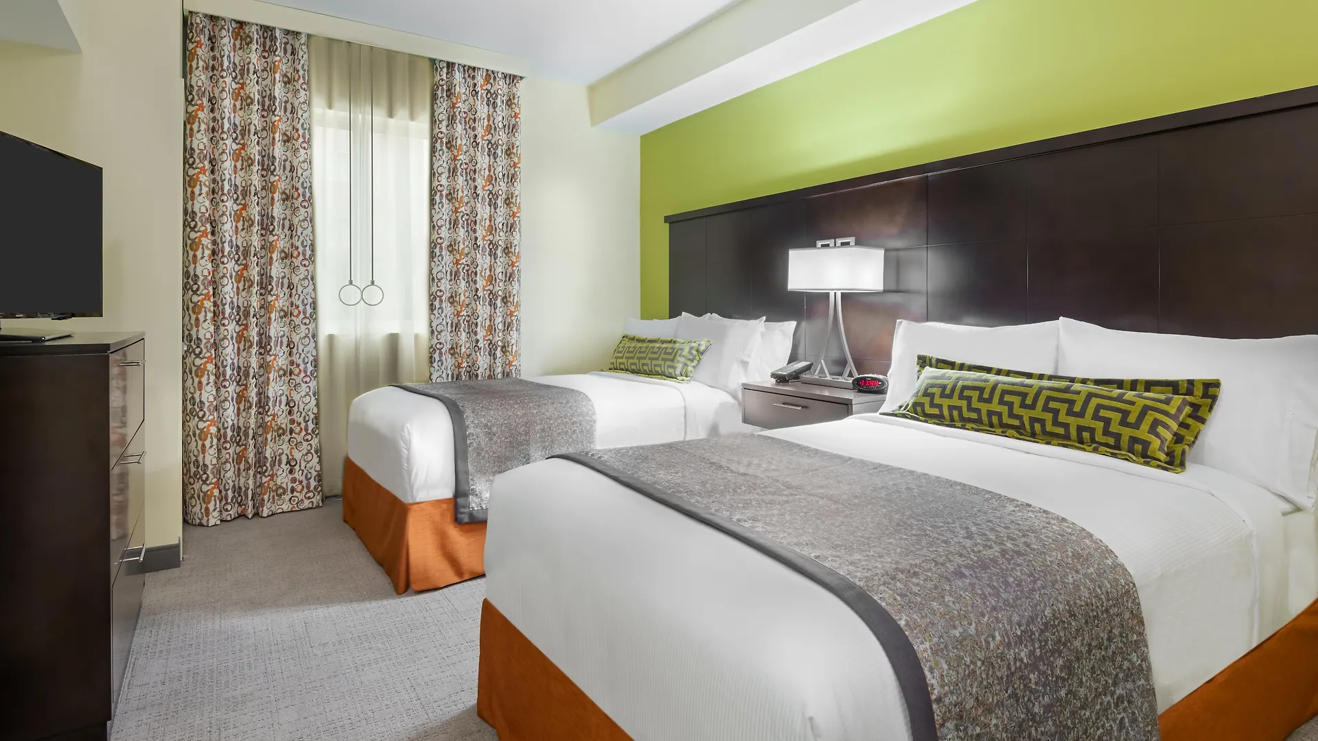 Staybridge - International Airport By Ihg 3*