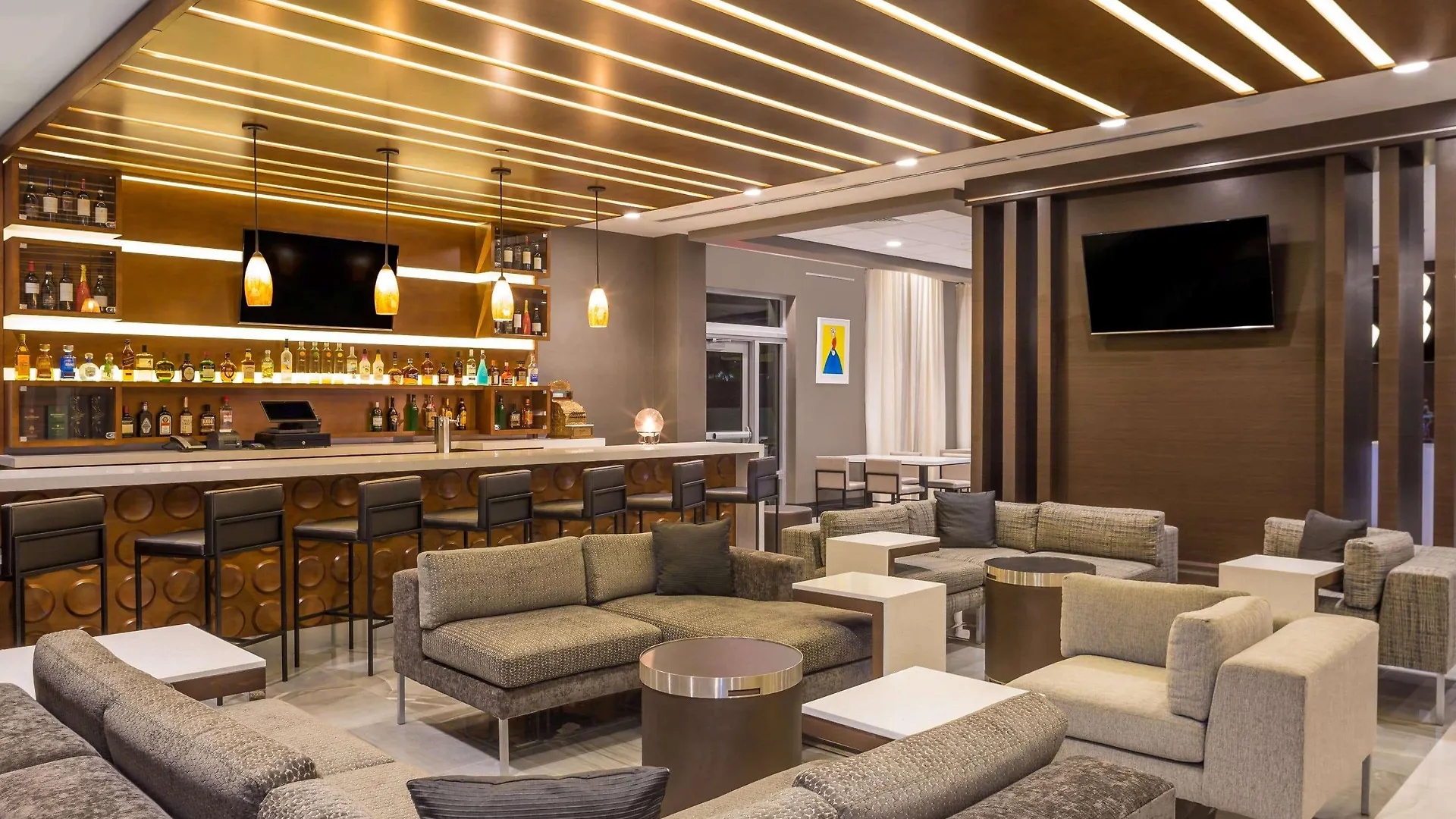 Hotel Wingate By Wyndham Miami Airport
