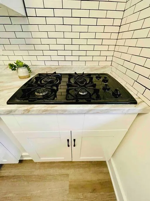 Sleeps 3, Cozy, Boho Style, In The Heart Of -free Parking