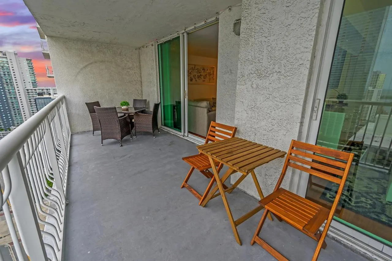 Luxurious 1br High Rise Brickell-free Parking * Miami