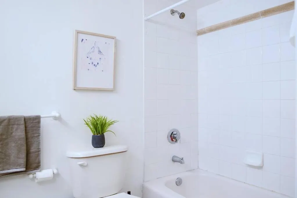 Apartment Amazing Studio Apt @brickell With Pool & Parking *