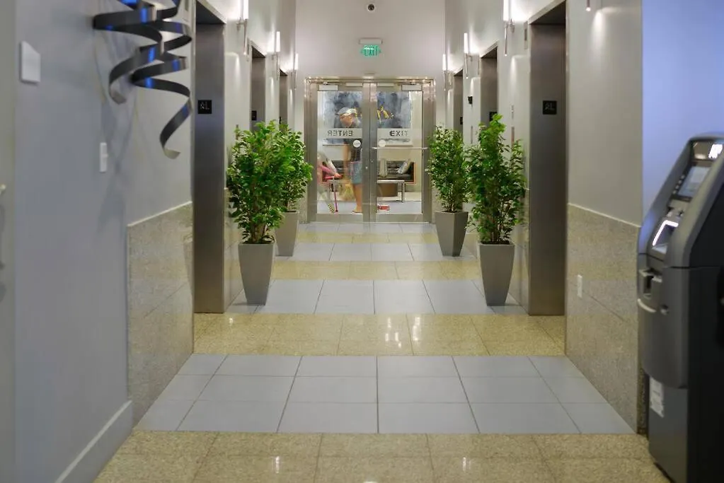 Amazing Studio Apt @brickell With Pool & Parking Miami