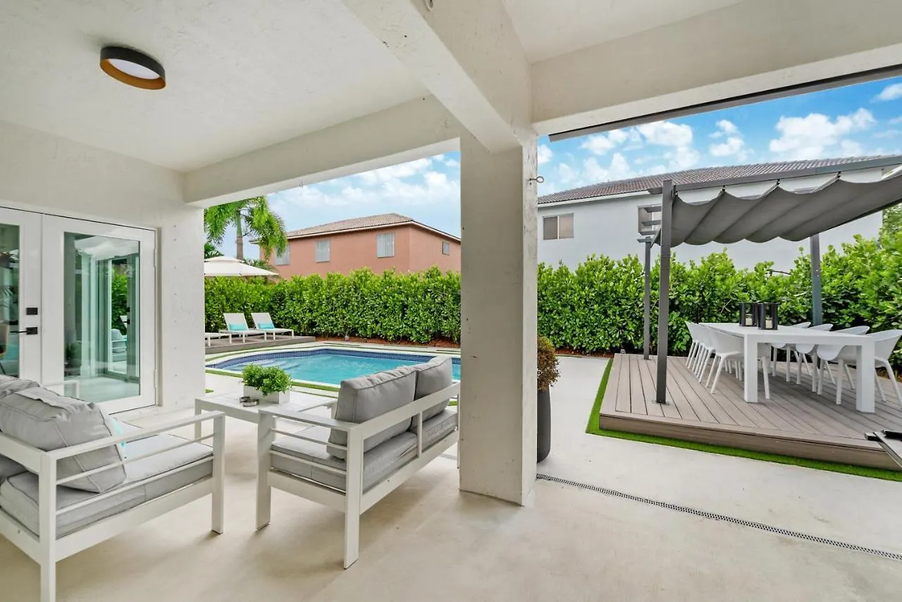 Holiday home Glamour - 5br, Heated Pool, Game Haven L23 *