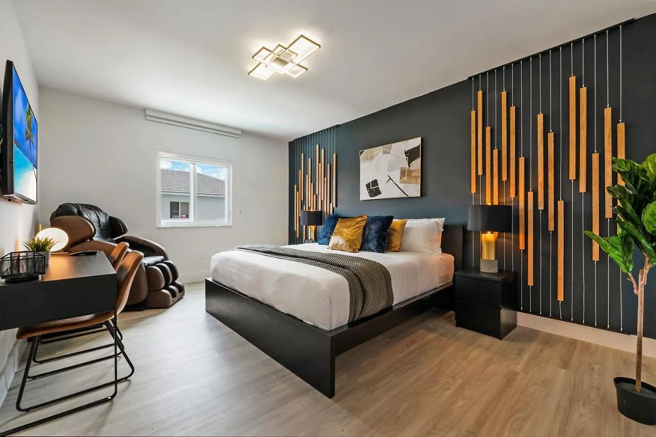 Holiday home Glamour - 5br, Heated Pool, Game Haven L23 Miami