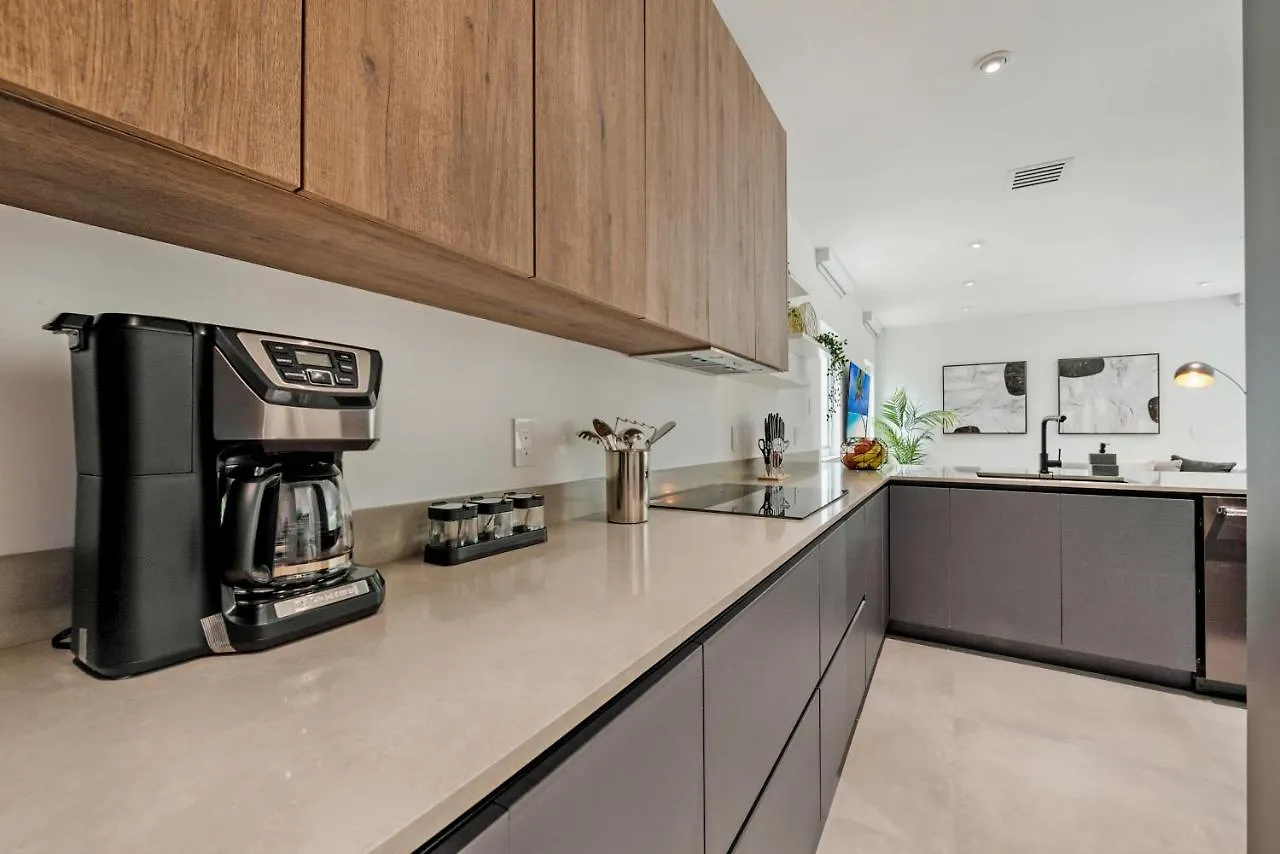 Glamour - 5br, Heated Pool, Game Haven L23 Holiday home Miami