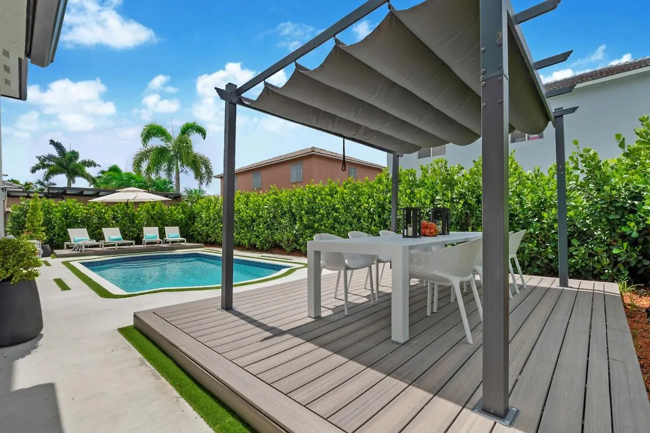 Glamour - 5br, Heated Pool, Game Haven L23