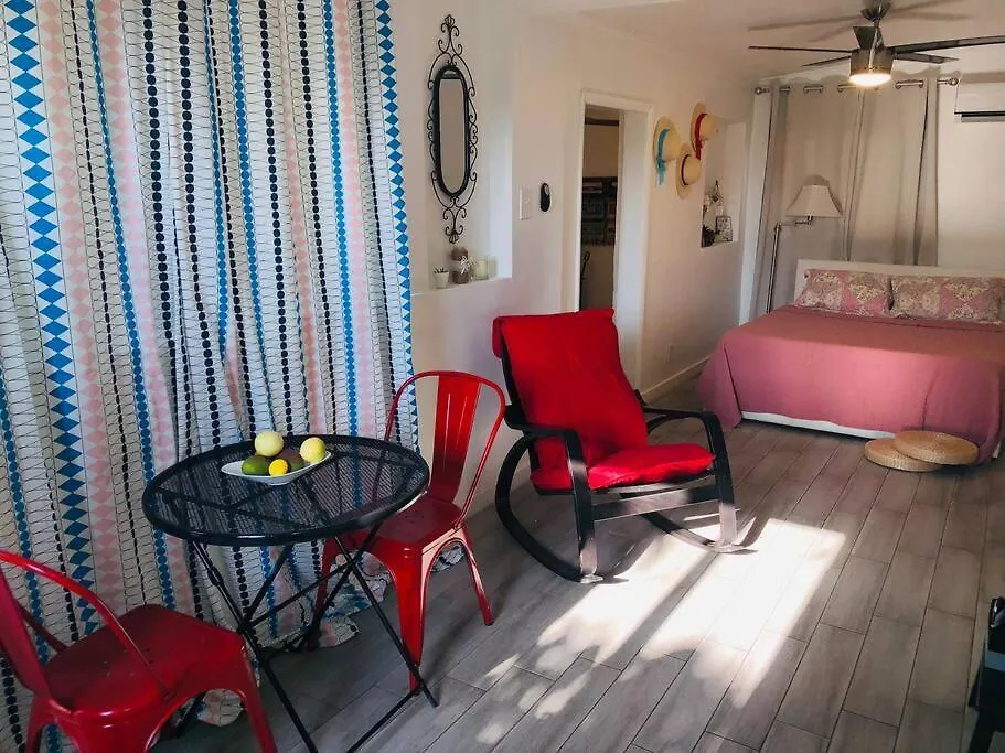Private And Comfy Near To Mia Airport Apartment *