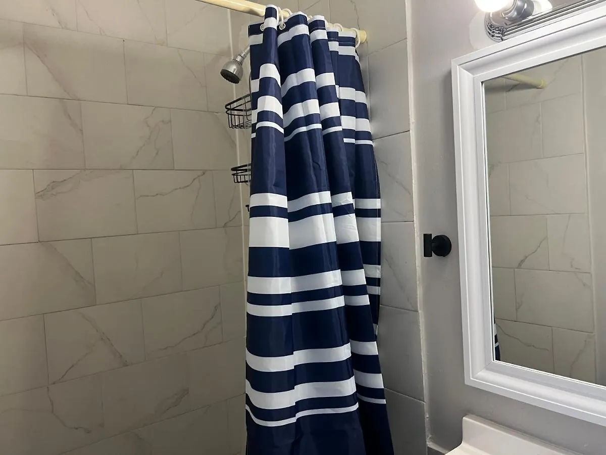 Guest house Coral Gable Studio W/free Parking & Wifi Miami