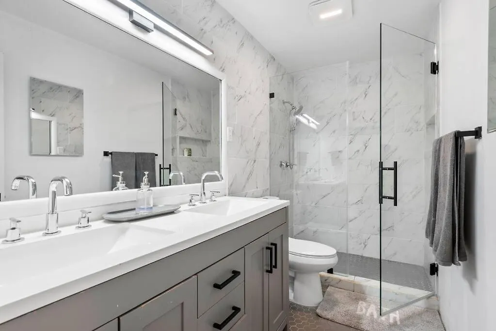 Villa Azur Miami