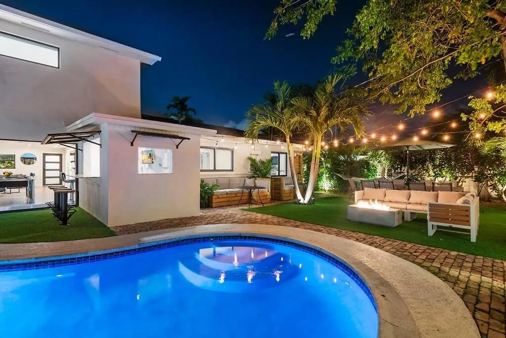 Villa Azur Miami