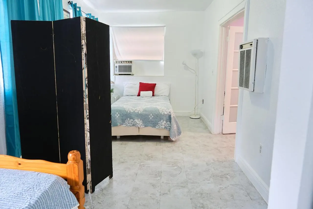 Apartment The Marlin Rooster Miami