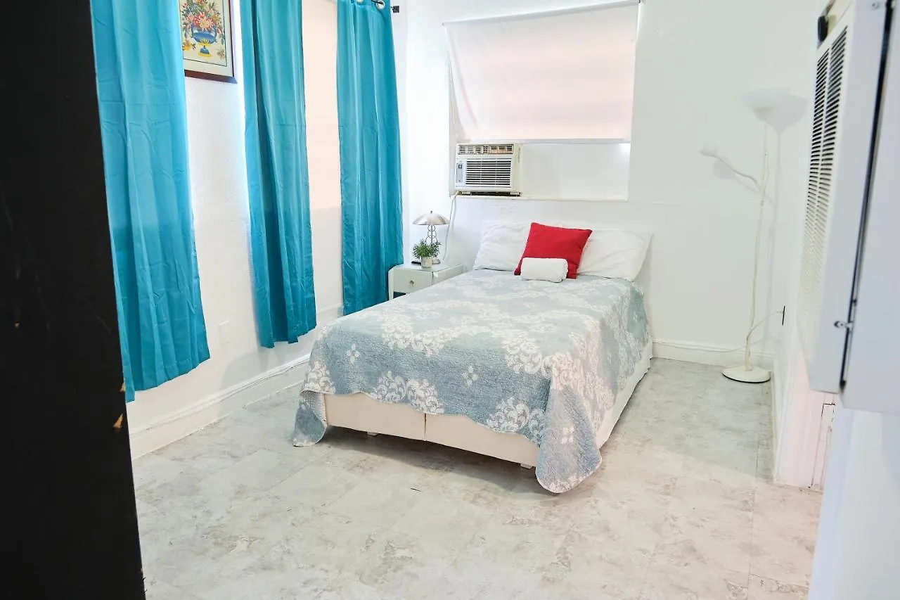 The Marlin Rooster Apartment Miami