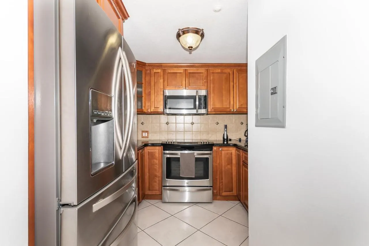 Apartamento Beautiful 2/2.5 W/free Parking Fast Wifi Miami