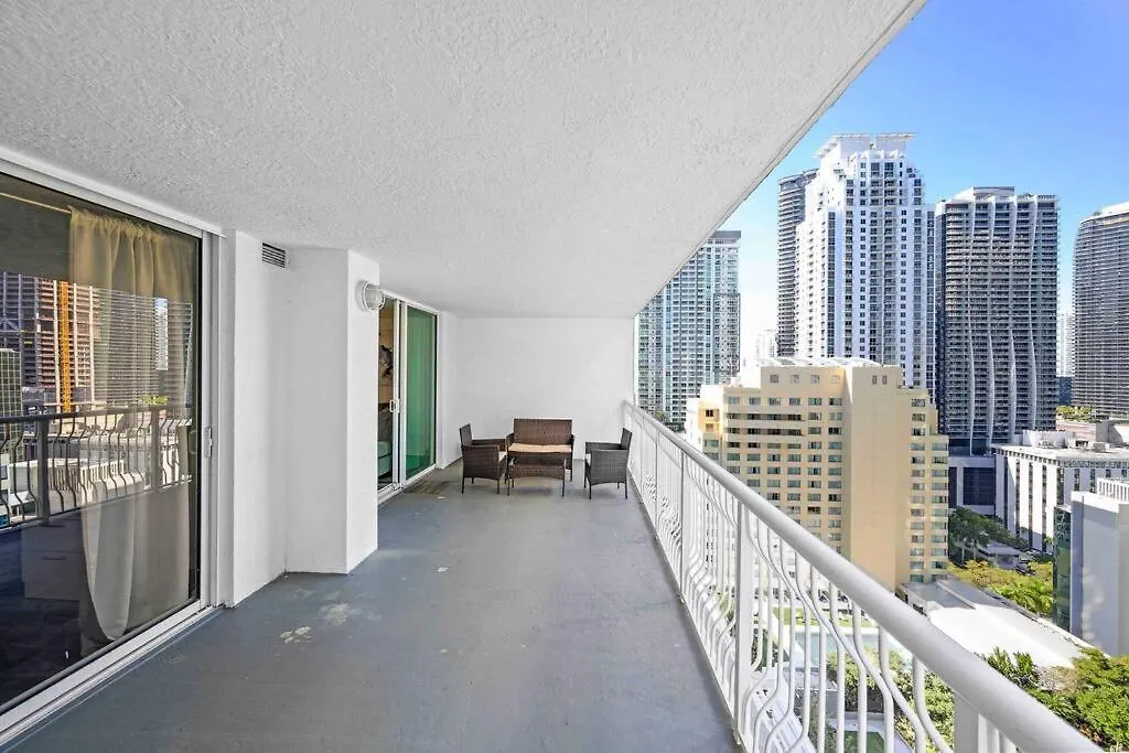 Daire Unique 1 Bed 1 Bath • Brickell • Bay & Views