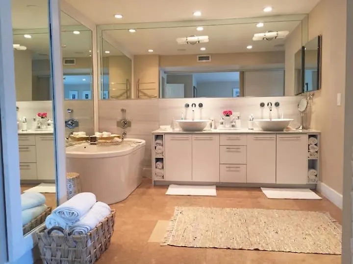 Vila Naomi - Luxury Design New Miami