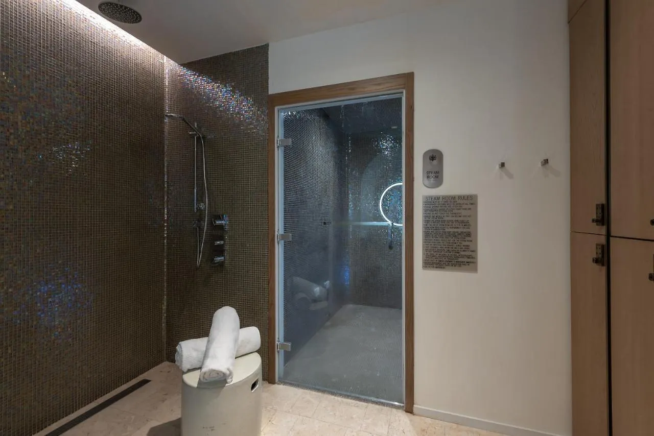 At Sls Lux Brickell Managed By Ce Hotel 4*
