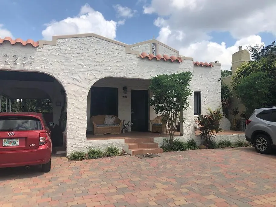 Apartment Private And Comfy Near To Mia Airport Miami