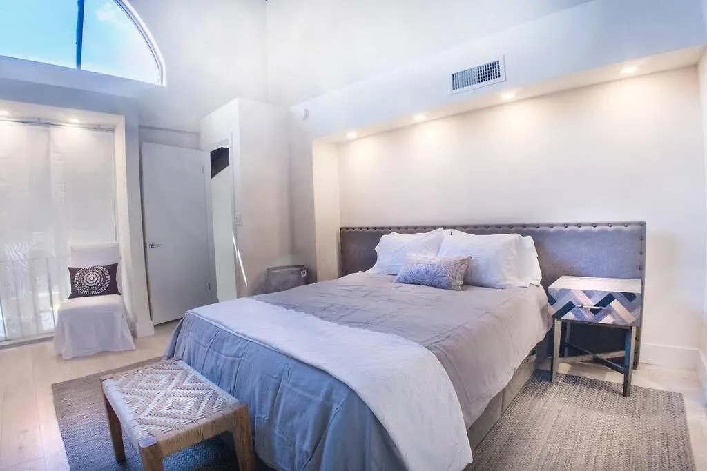 At St. Place “h”, Luxury, Pet Friendly Villa
