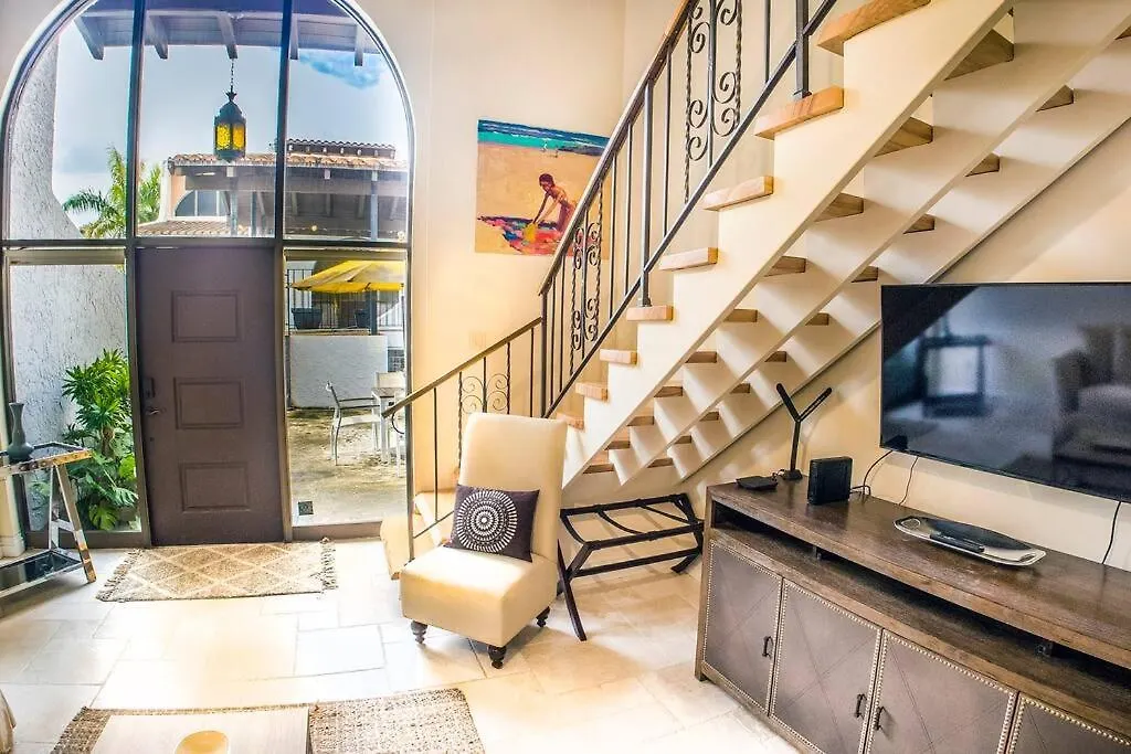 At St. Place “h”, Luxury, Pet Friendly Villa *