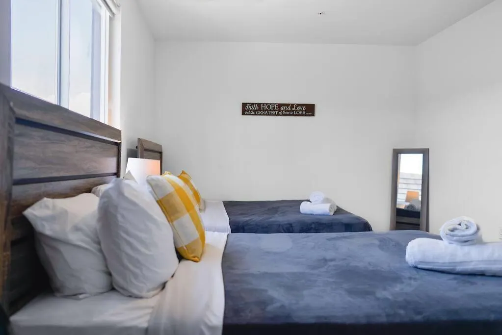 Appartamento Awesome Townhouse 15 Minutes From The