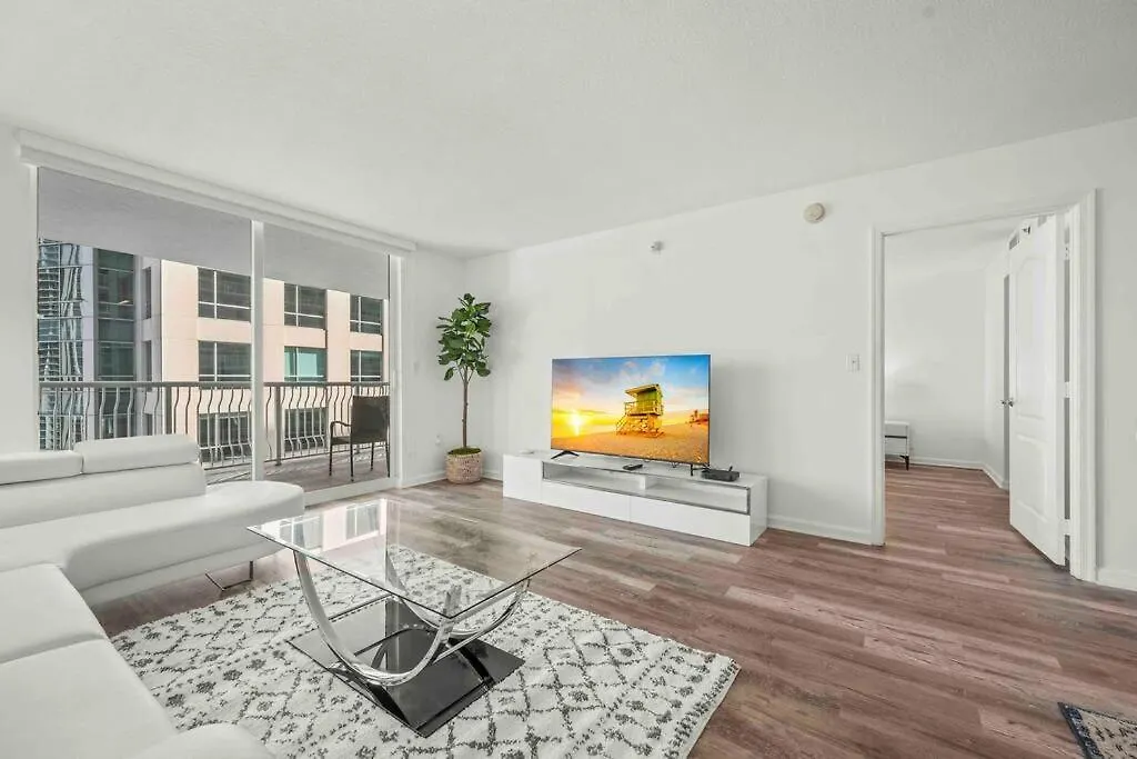 Exceptional • Brickell • Bay & Views * Miami