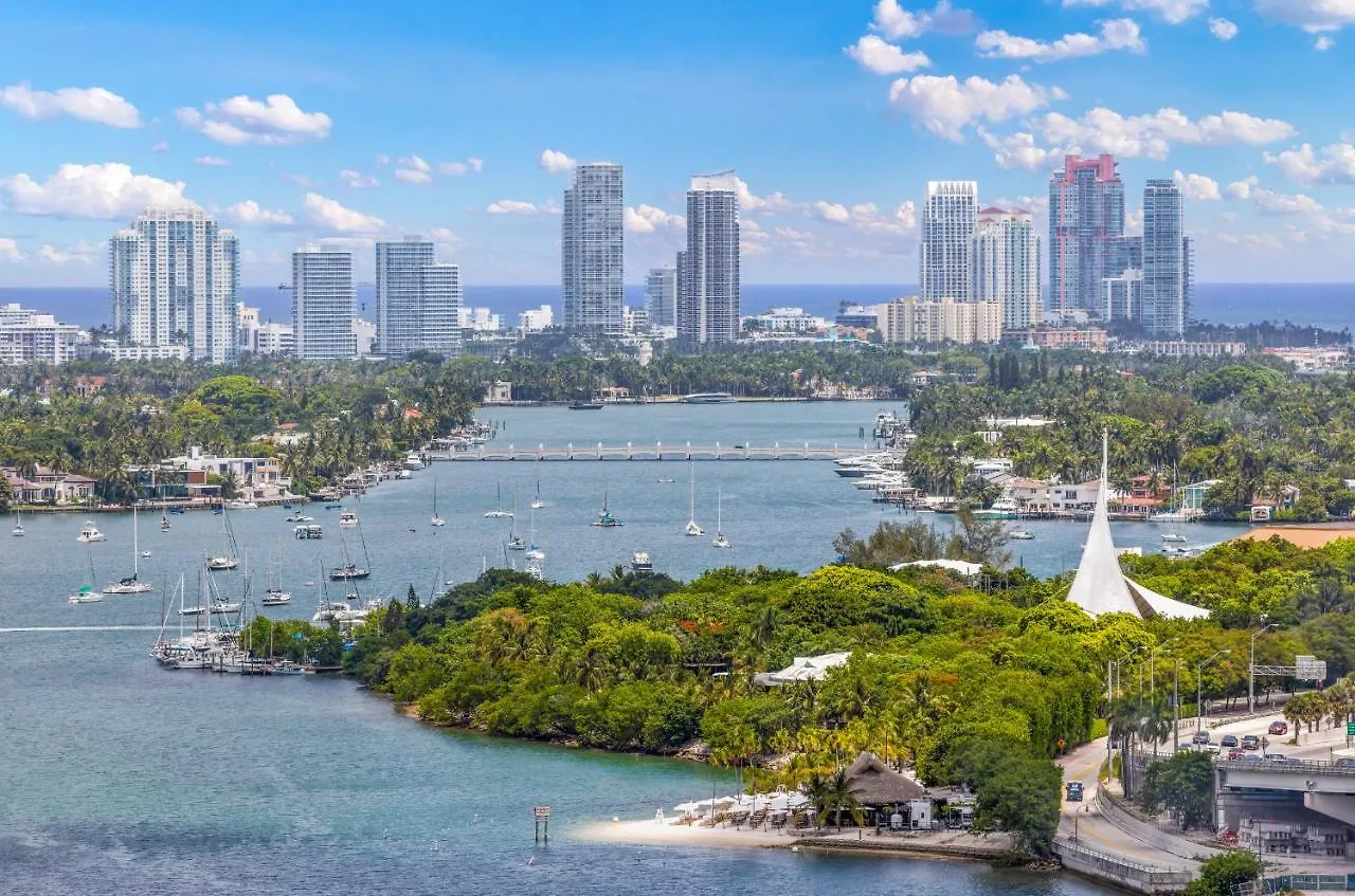 Biscayne Bay Blues * ميامي