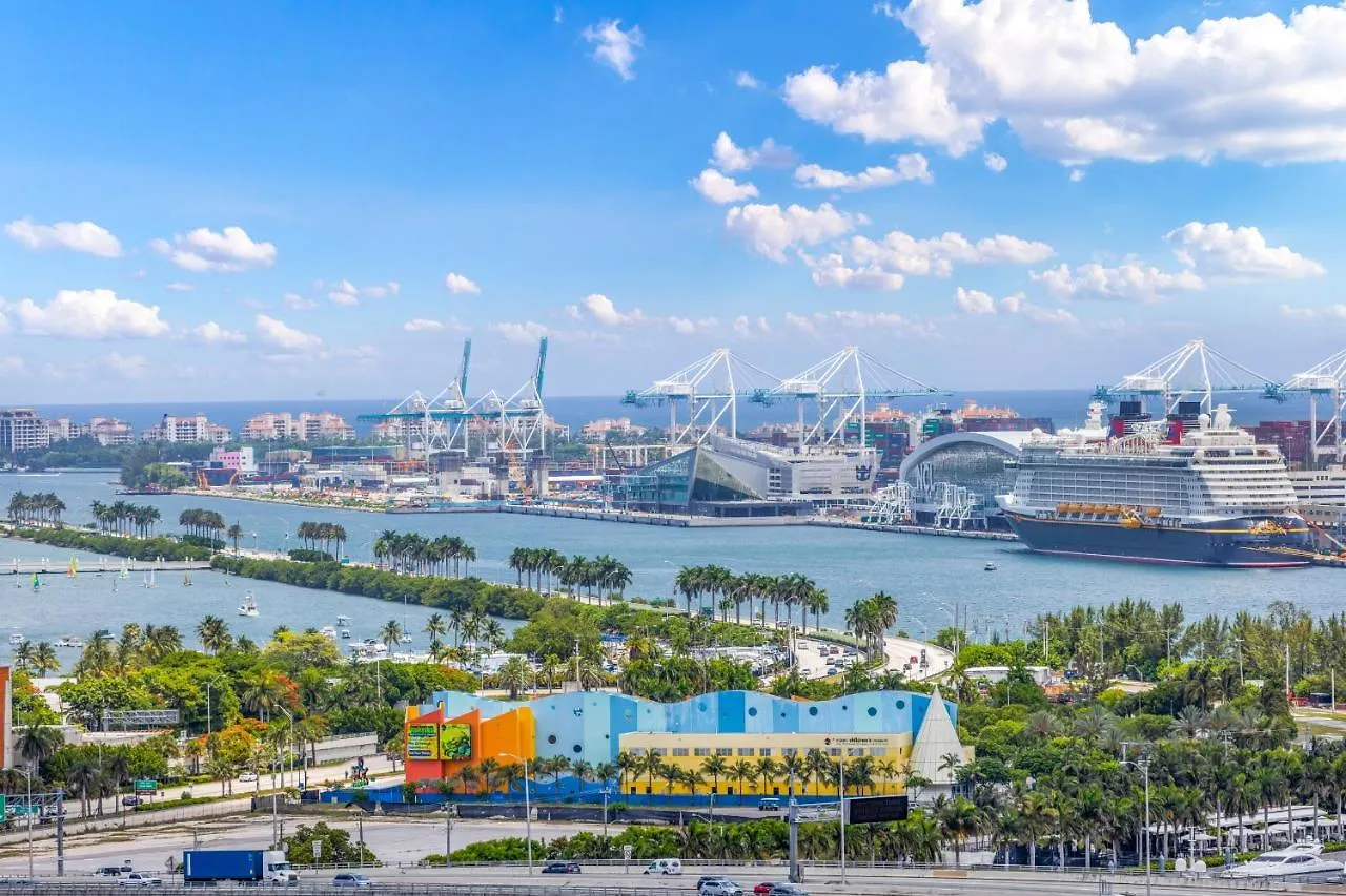 Biscayne Bay Blues شقة