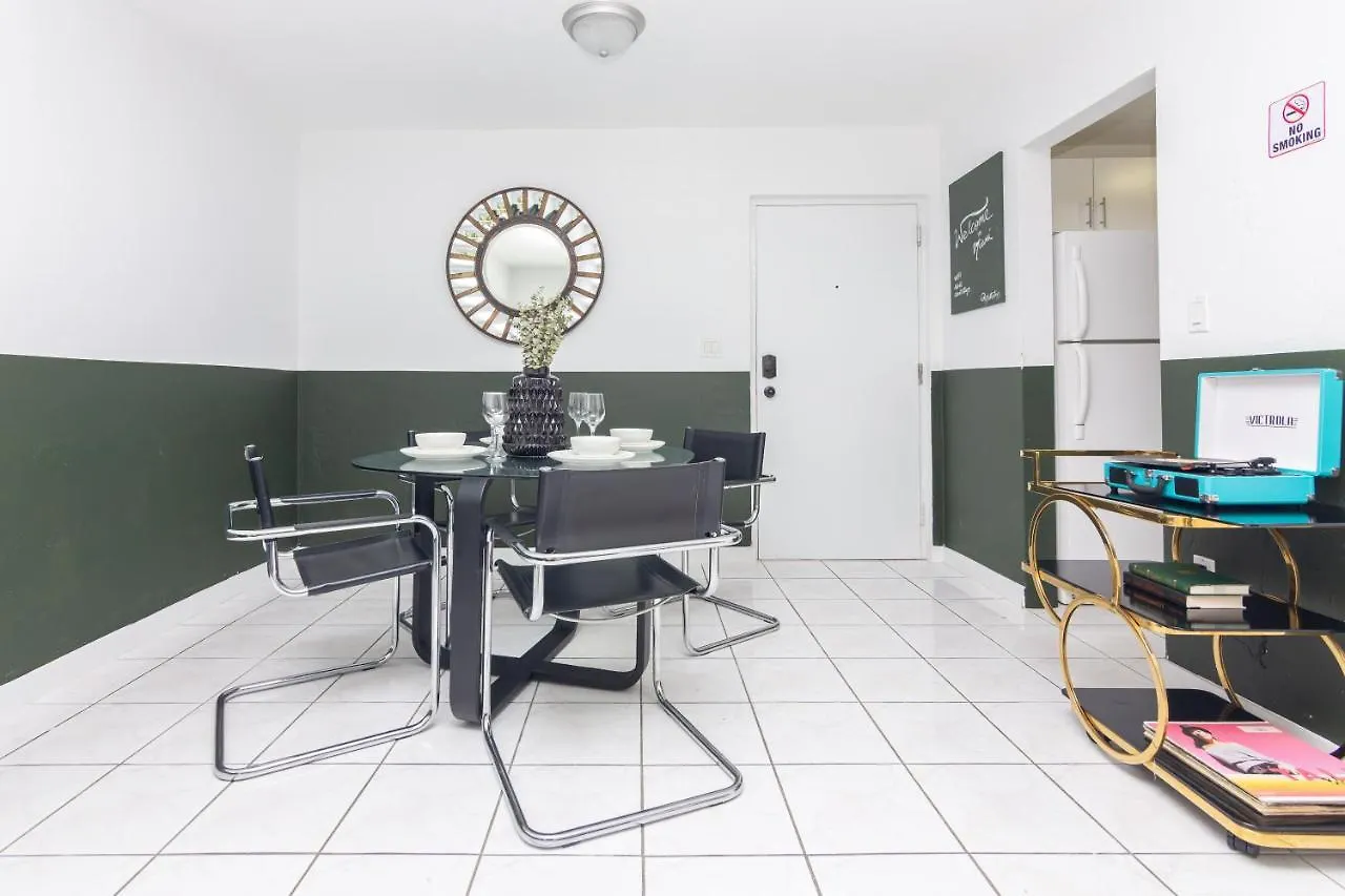 アパート One Bedroom - With Parking & Balcony - Heart Of Wynwood