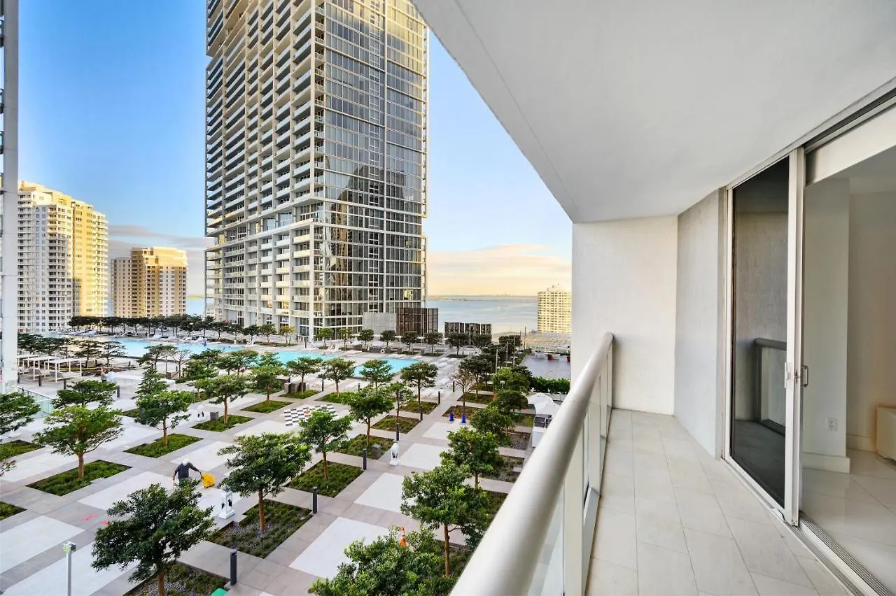 Icon Brickell Residences * Miami