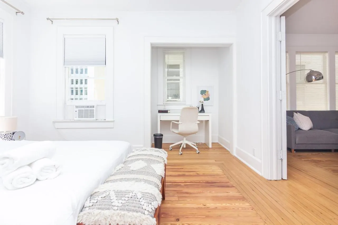 Apartment Two Bedroom - Heart Of Wynwood & Edgewater - Private Parking Spot