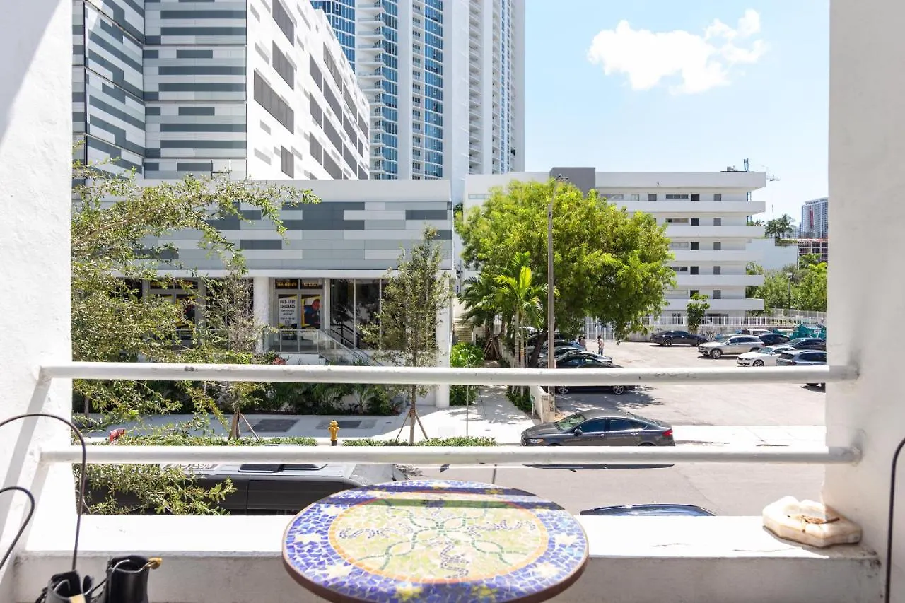 Two Bedroom - Heart Of Wynwood & Edgewater - Private Parking Spot * Miami
