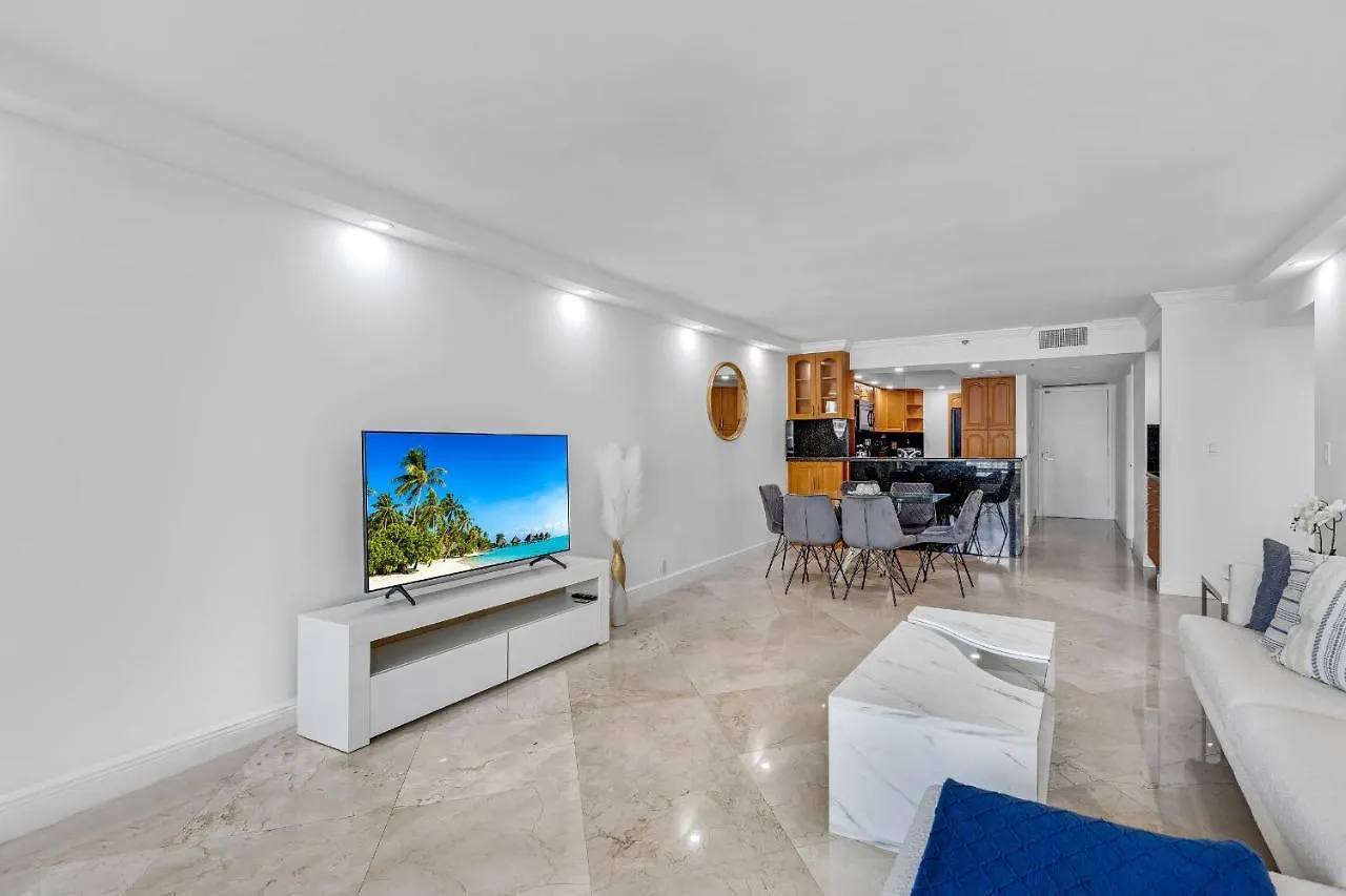 Unforgettable Water Views Oasis Doral