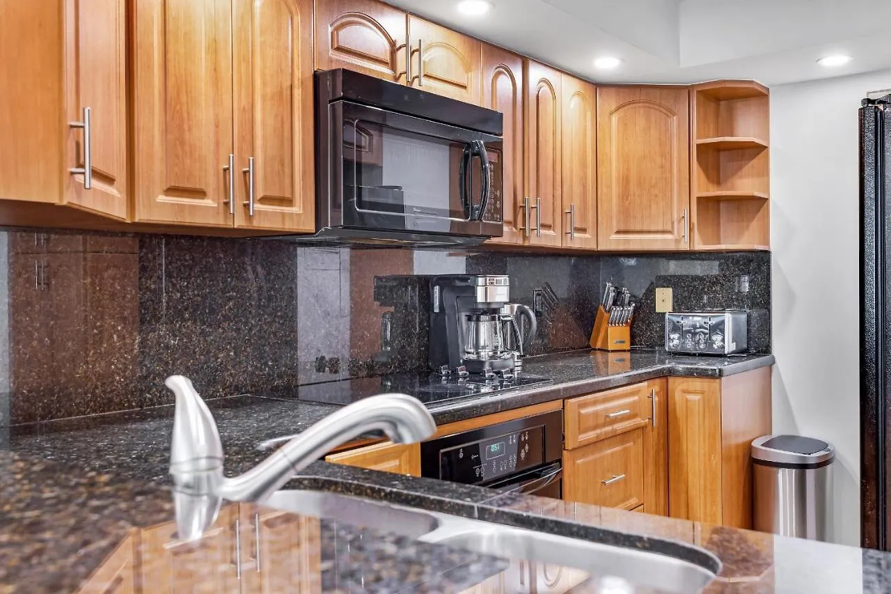 Apartment Unforgettable Water Views Oasis *